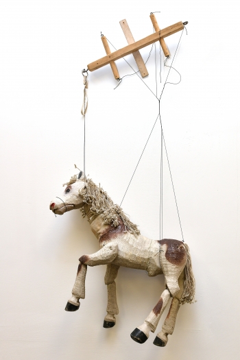 marioneta kůň Bělouš