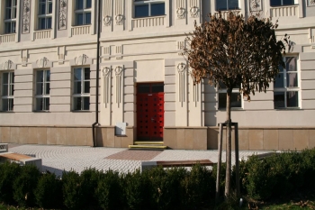 Knihovna Letovice - vstup do budovy
